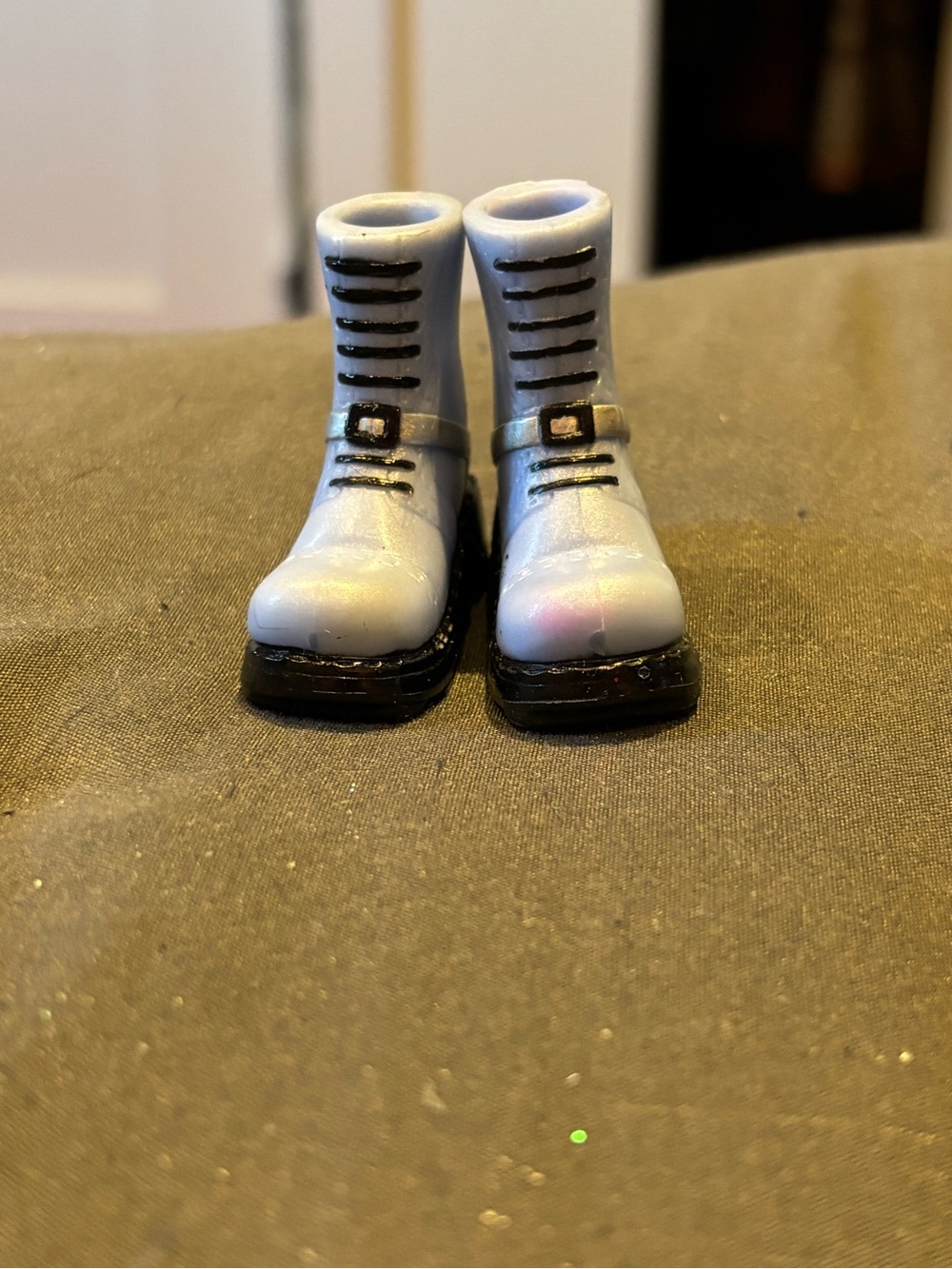 Bratz Strut It! Jades blue boots
